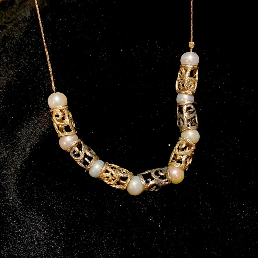 freshwater pearl and sterling silver MADE IN ISREAL designer necklace 16”